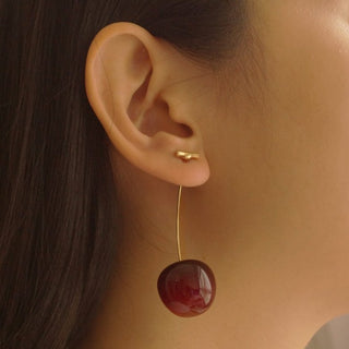 Aretes de Cereza Obscuros