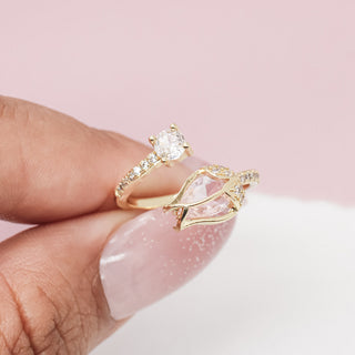 Anillo Ajustable Tulipán con Zirconias