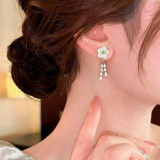 Aretes Camelia Brillante