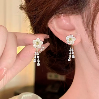 Aretes Camelia Brillante