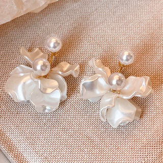 Aretes Perla y Pétalo