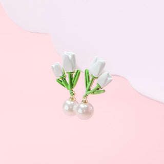 Aretes de Tulipán Blanco con Perla
