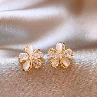 Aretes Magnolia Gold