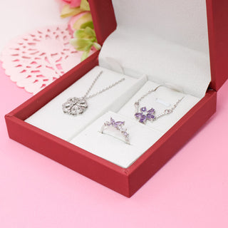 Cajita de Regalo Scarlet Anillo, Collar o Pulsera y Aretes