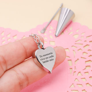 Collar de Urna de Cenizas Corazón con Alas Personalizado