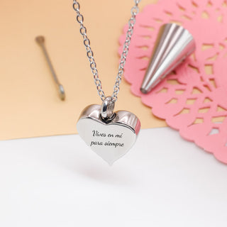 Collar de Urna de Cenizas Corazón con Alas Personalizado