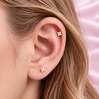 Piercing Flor Gold Titanio