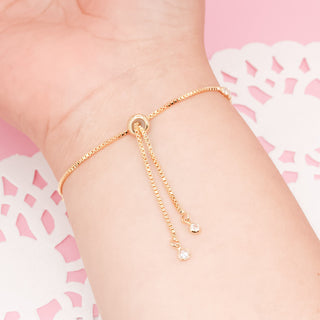 Pulsera Ajustable Marguerite con Zirconias