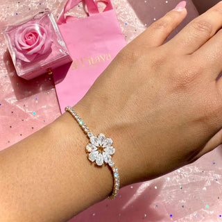 Pulsera Ajustable Marguerite con Zirconias