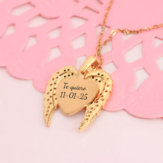 Collar Alas de Amor Personalizado