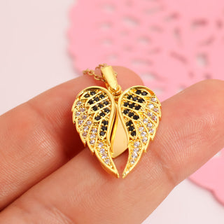Collar Alas de Amor Personalizado