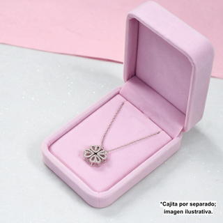 Collar Trébol de Corazones con Imán