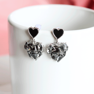 Aretes de Corazón y Cristales Negros